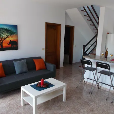 Casa La Pardela Feriehus *